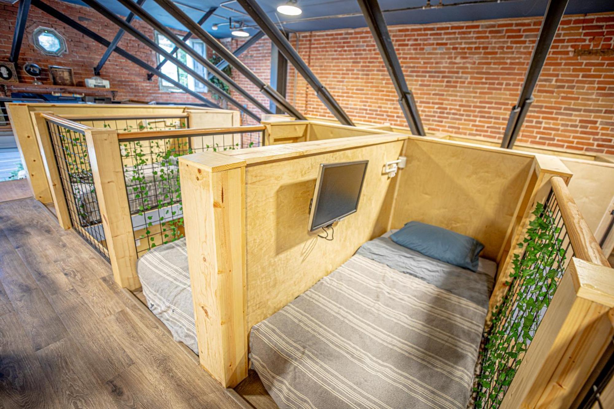 Social Stays - Santa Barbara'S First Hostel On State Street Exterior foto