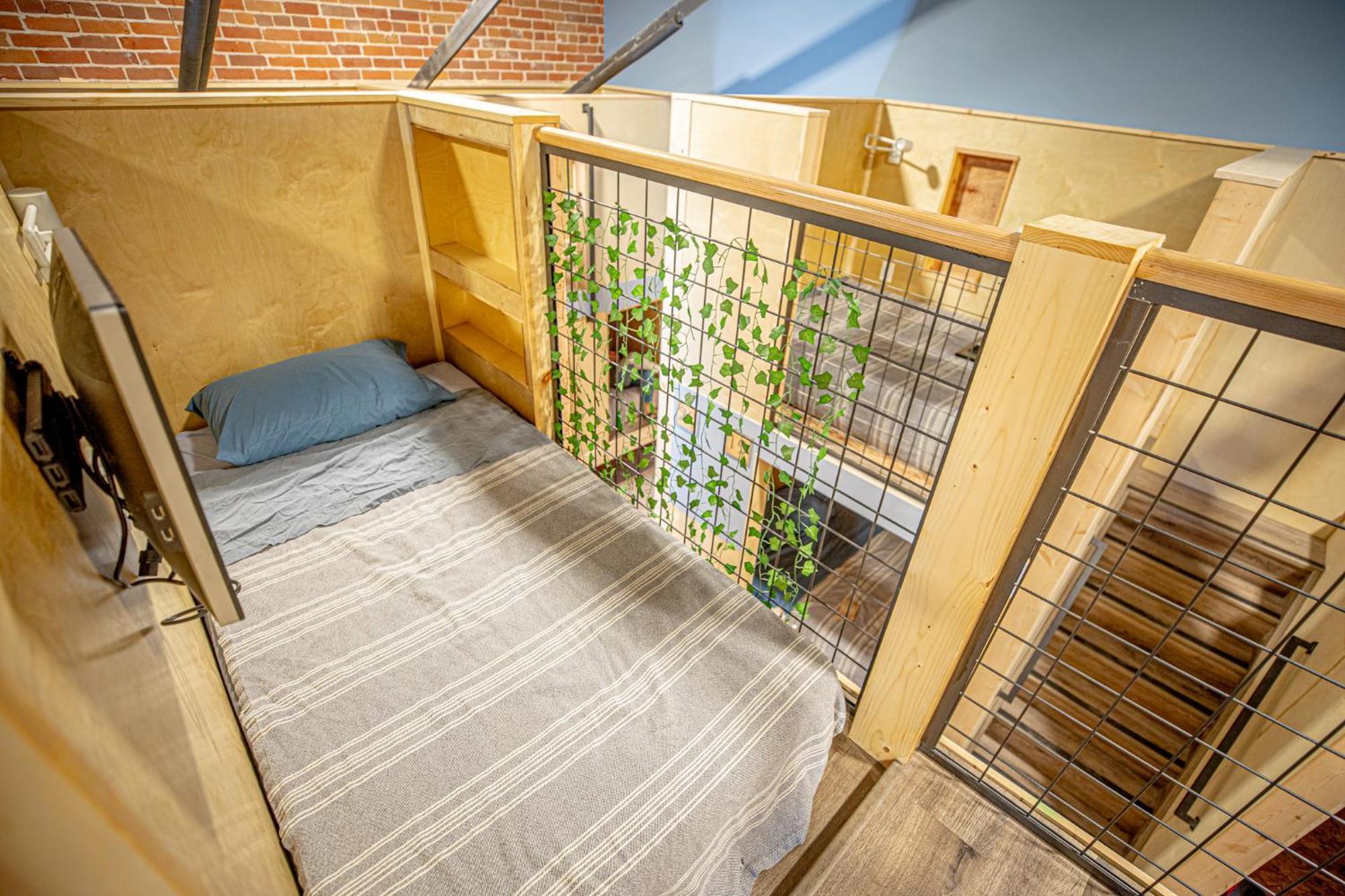 Social Stays - Santa Barbara'S First Hostel On State Street Exterior foto